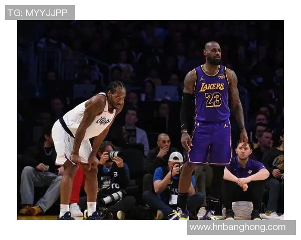 快船与湖人激战全场精彩回放分析与赛后点评