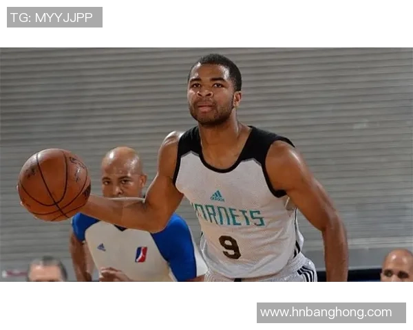 金州勇士与夏洛特黄蜂激战正酣谁将笑到最后揭晓精彩对决瞬间